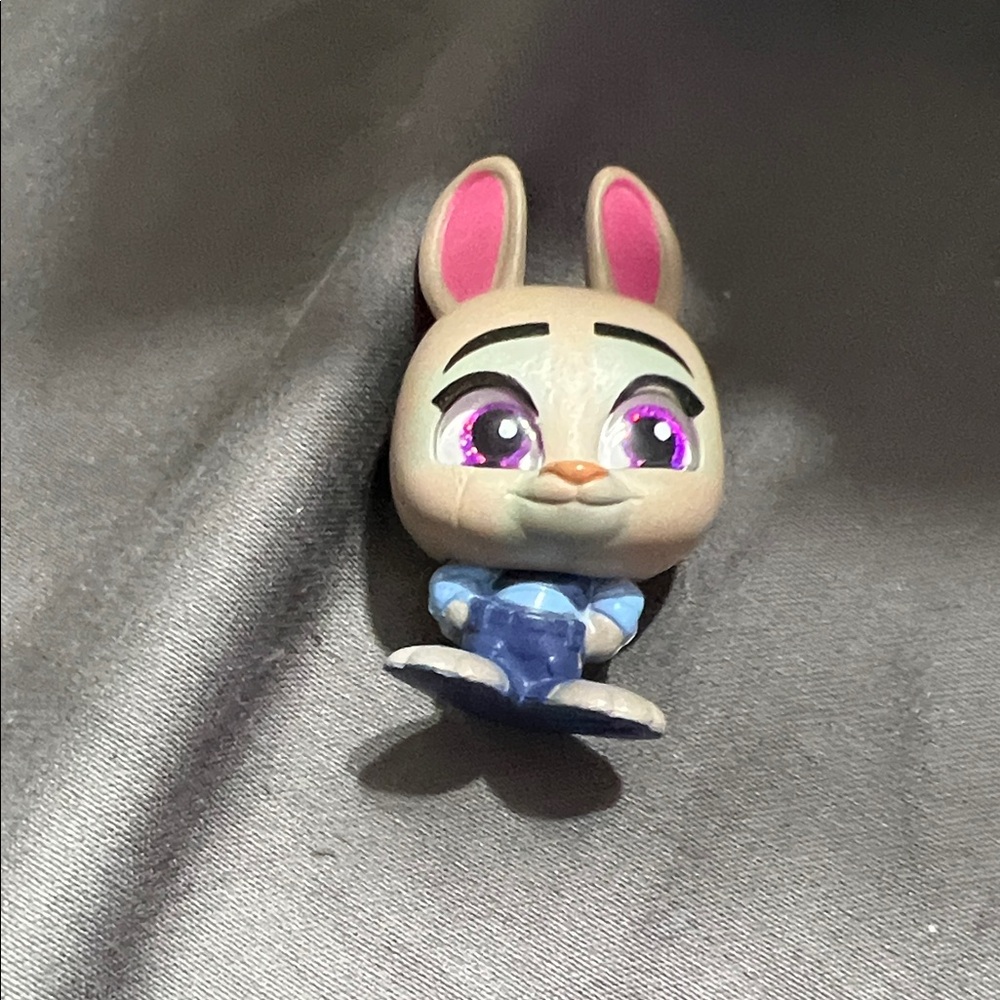 Judy Hopps the police officer Common Doorable from Zootopia